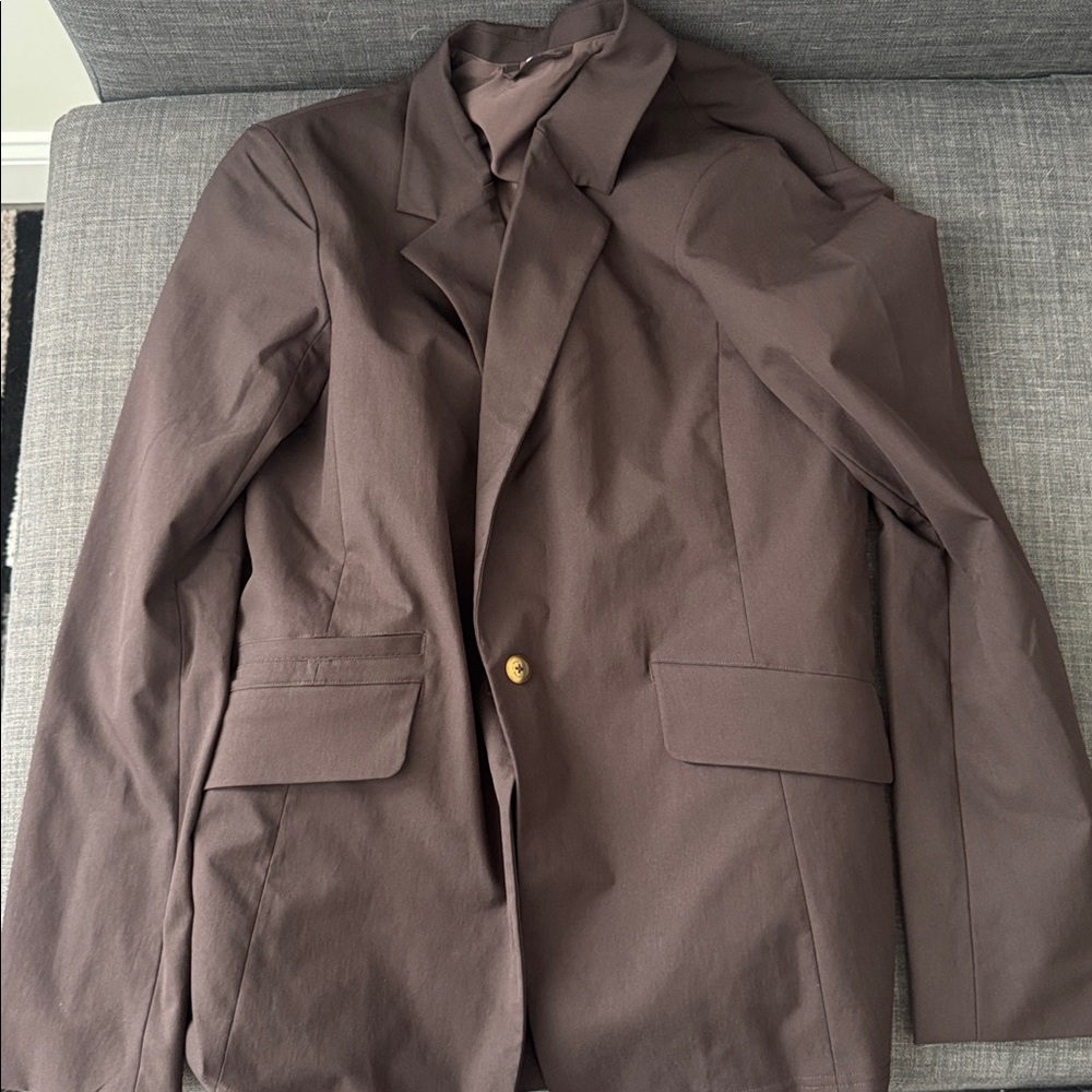 Lululemon EUC small Relaxed-Fit Twill Blazer *Espresso - Picture 3 of 3